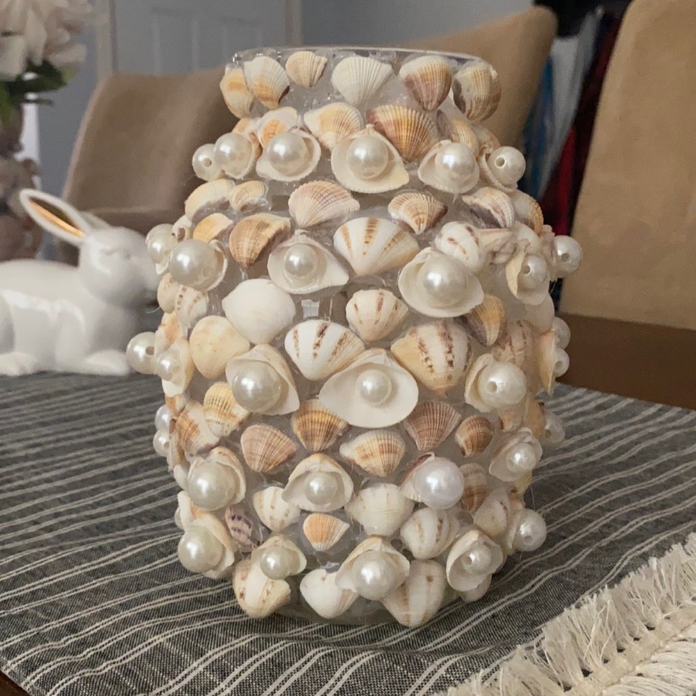 Shell and pearl vase